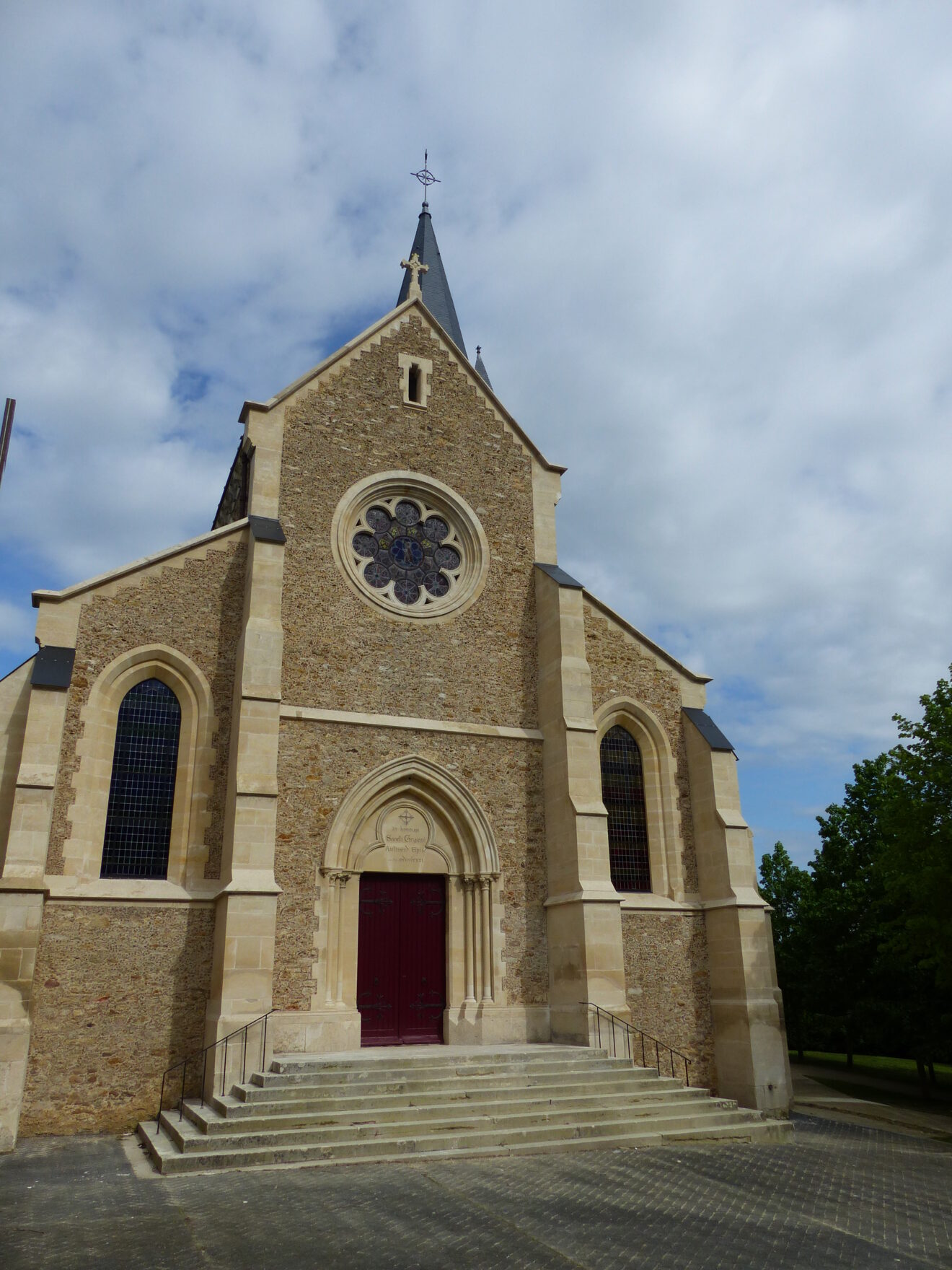 Consécration de l'Eglise Saint-Germain d'Auxerre